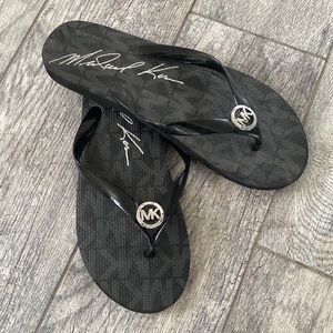 Michael Kors Flip Flops Size 11